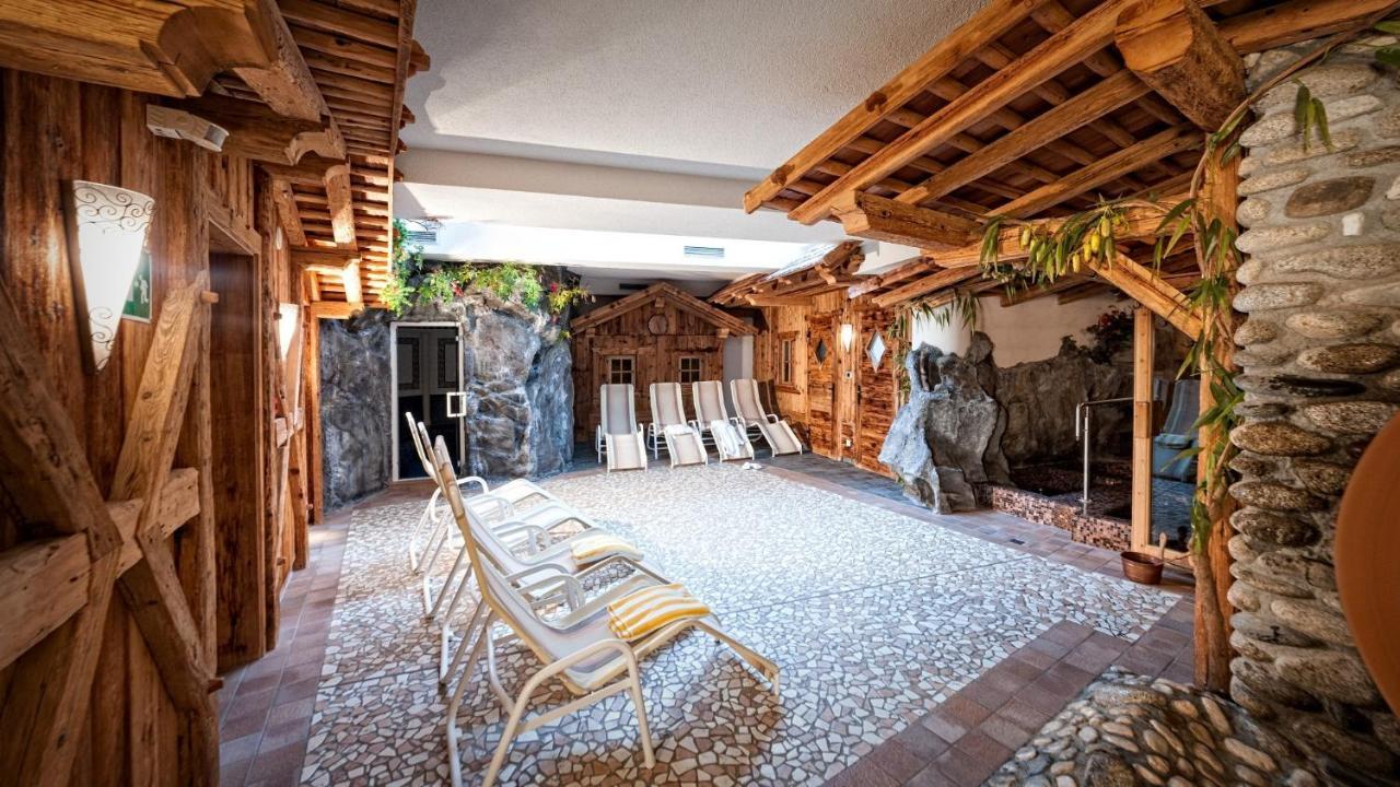 Sporthotel Fichtenhof Maranza Esterno foto
