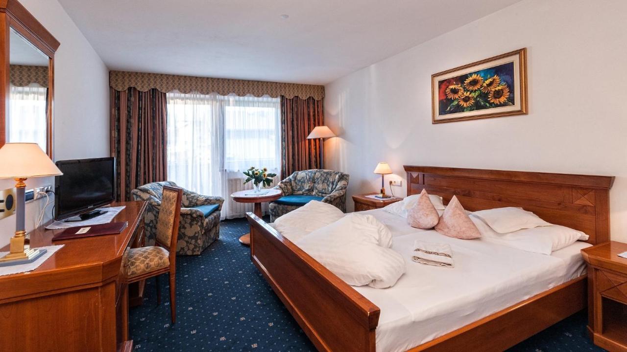 Sporthotel Fichtenhof Maranza Camera foto
