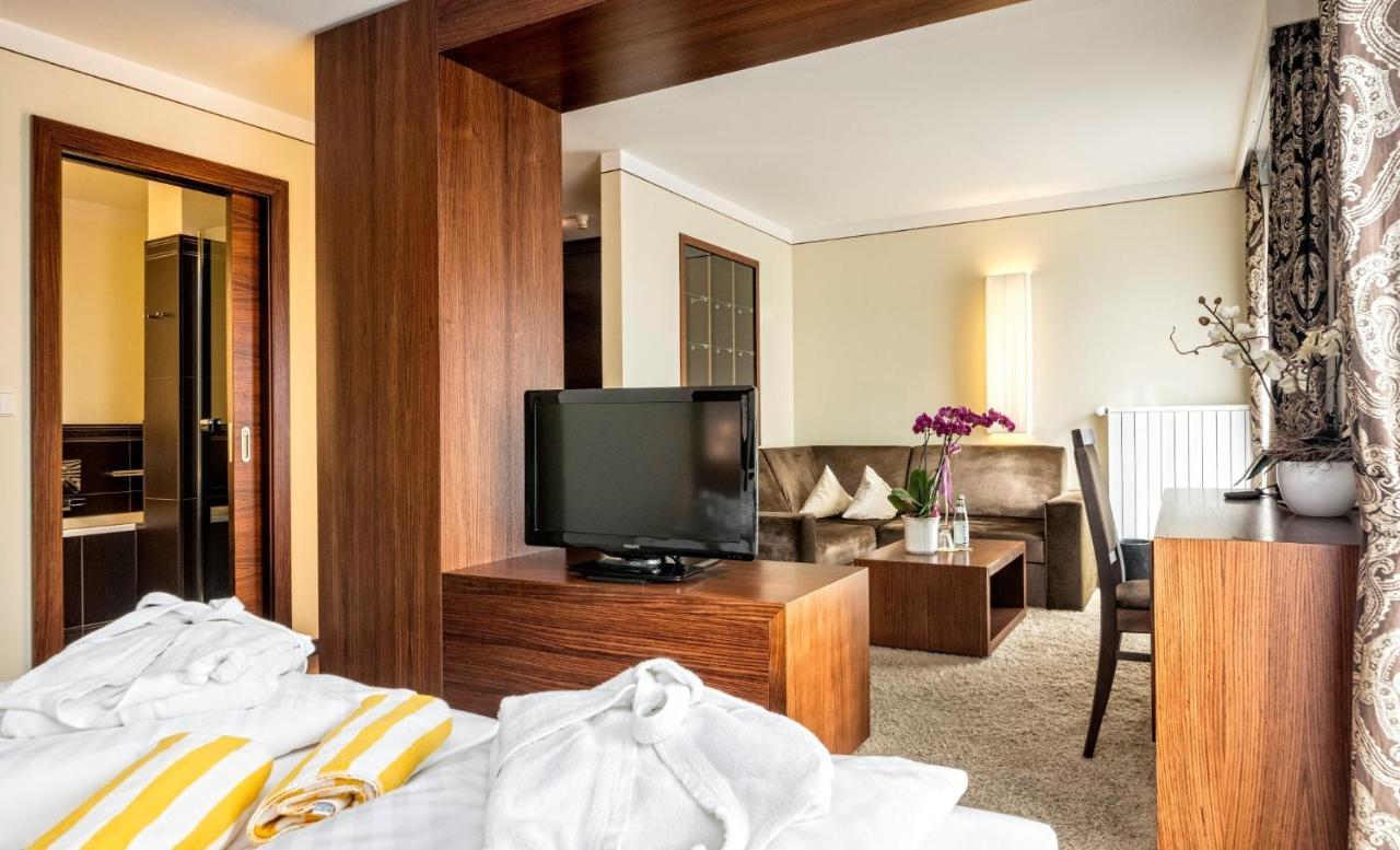 Sporthotel Fichtenhof Maranza Esterno foto